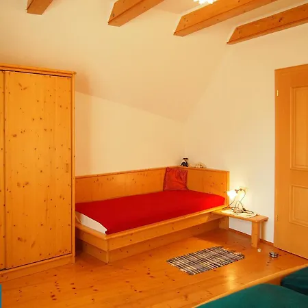 Weingut Und Ferienwohnung Pomassl